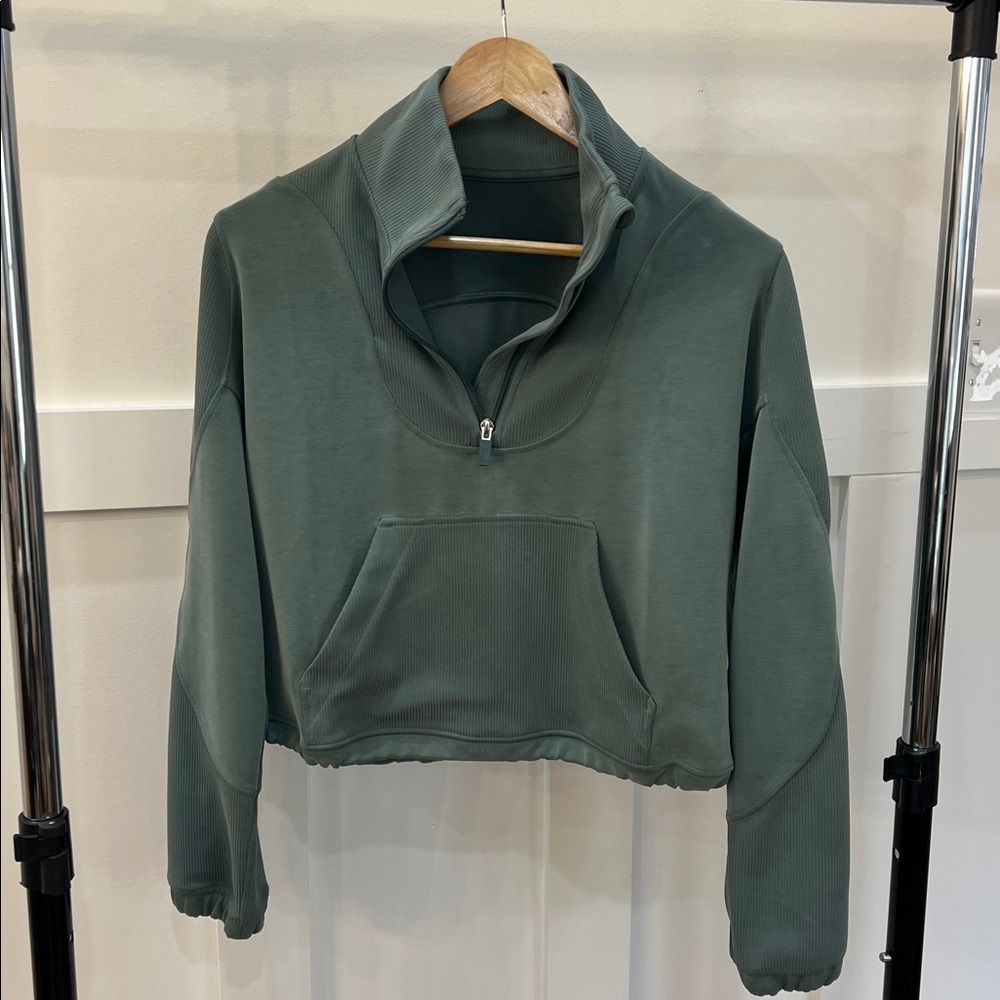 Lululemon half zip sweatshirt - Picture 12 of 12